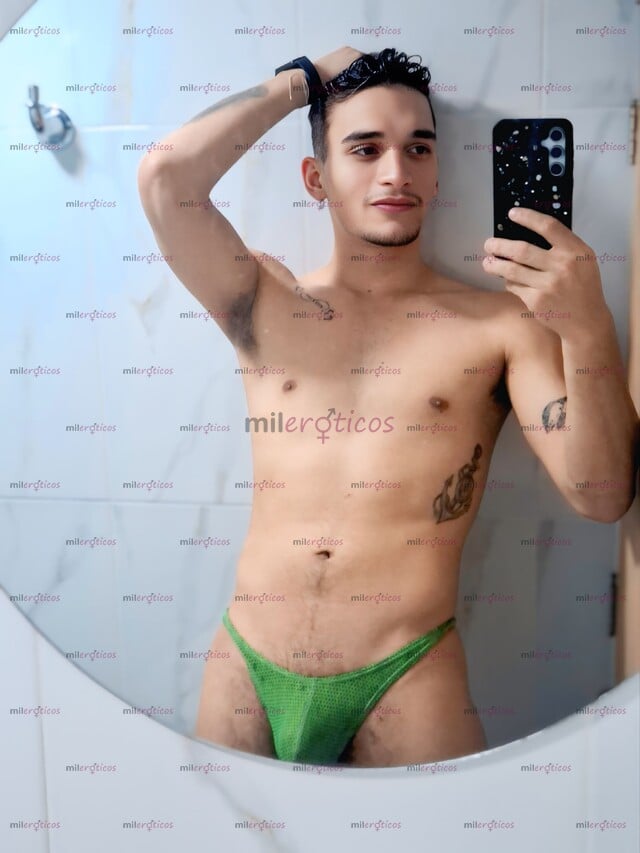 FOTOS DE SCORT VERGON VERSÁTIL 20CM GRUESA PREÑADOR DE CULO CON SITIO PARA PARCHAR RICO