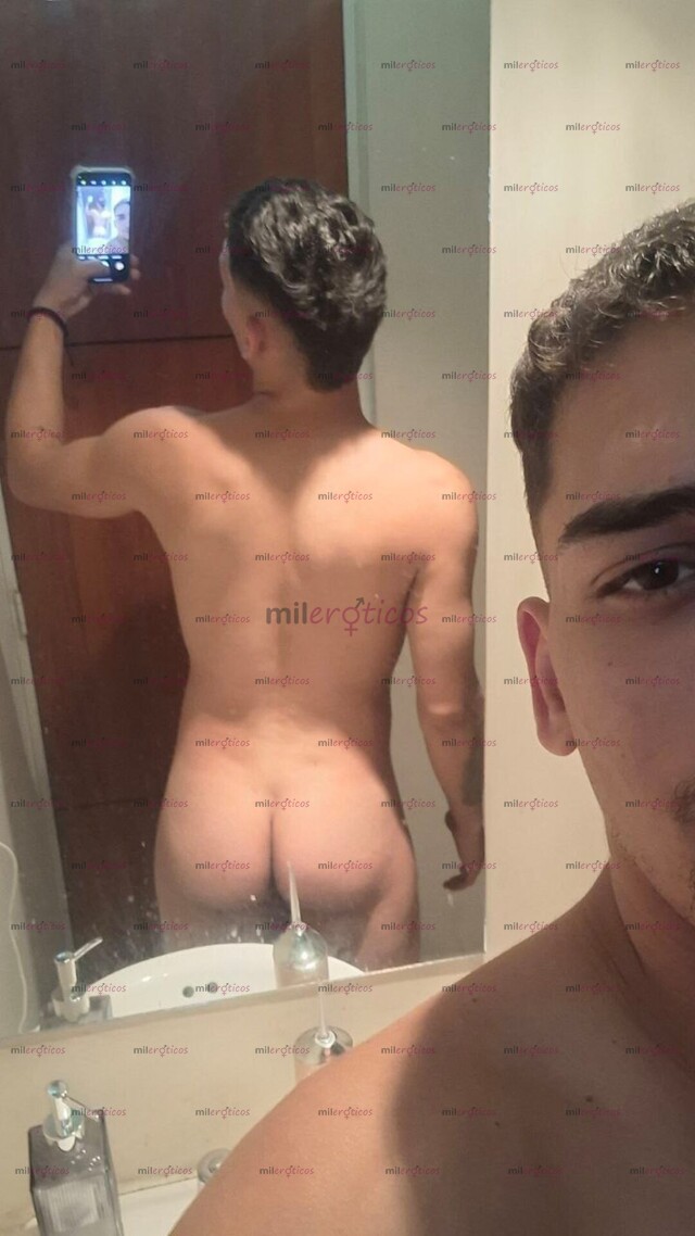 FOTOS DE MACHO VERSÁTIL CON UN VERGON XL 21CM GRUESO