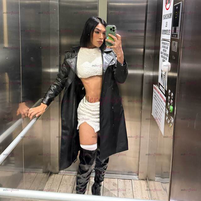 FOTOS DE MORENA, CANDENTE Y DIVINA: LUJO, ACTITUD Y PLACER GARANTIZADO