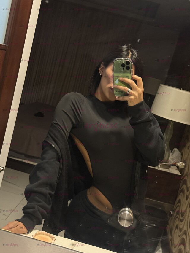 FOTOS DE MORENA, CANDENTE Y DIVINA: LUJO, ACTITUD Y PLACER GARANTIZADO