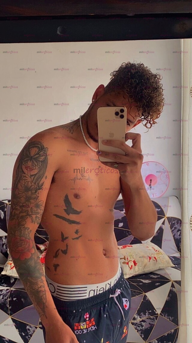 FOTOS DE FLACO TATUADO DISPUESTO A COMPLACERTE CON SITIO
