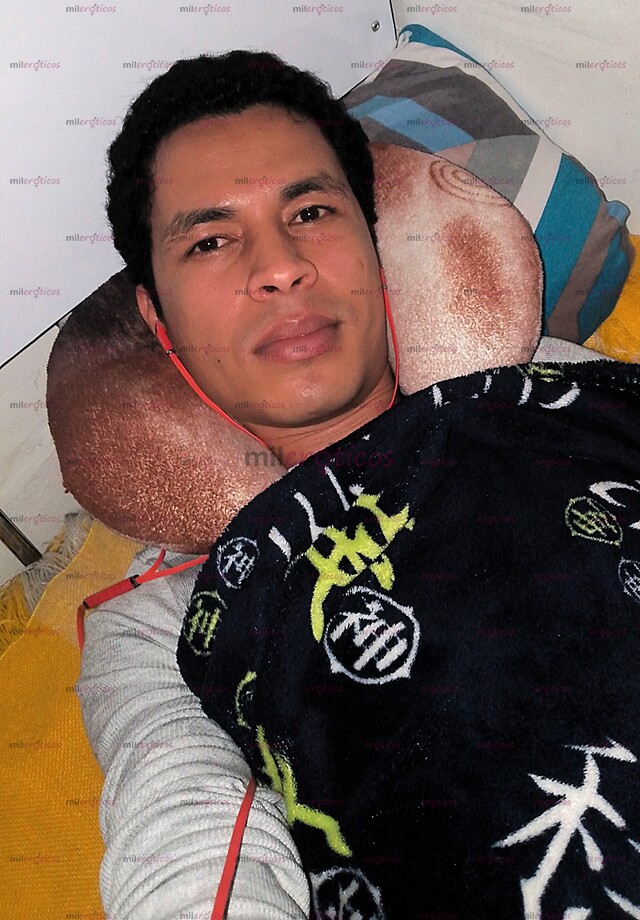 FOTOS DE HOLA SOY ANDRÉS JOVEN COMPLACIENTE A TUS DESEOS