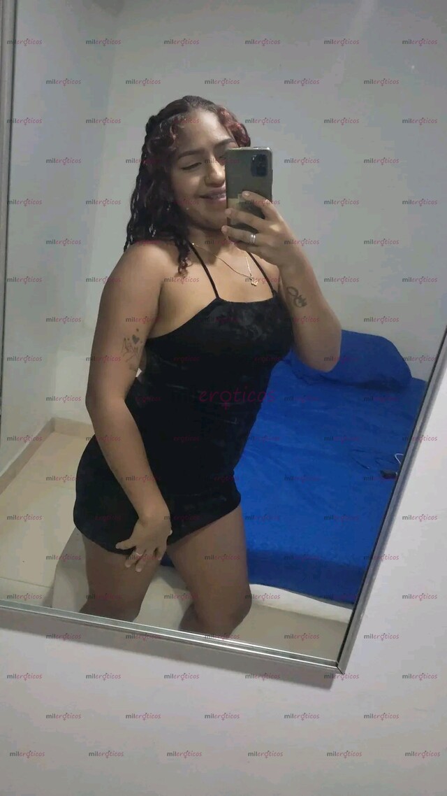FOTOS DE HOLA SOY VECKY UNA CHICA MUY ARDIENTE ME ENCATA SER COMPLACIENTE