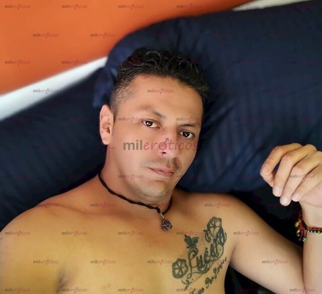 FOTOS DE TU SECRETO MEJOR GUARDADO: CABALLEROSIDAD Y FUEGO EN UN SOLO LUGAR