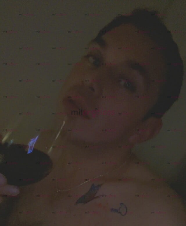 FOTOS DE VEN Y DEJATE LLEVAR EN MIS LABIOS ARDIENTES LLENOS DE PASION