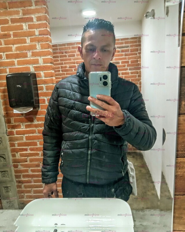 FOTOS DE TU SECRETO MEJOR GUARDADO: CABALLEROSIDAD Y FUEGO EN UN SOLO LUGAR