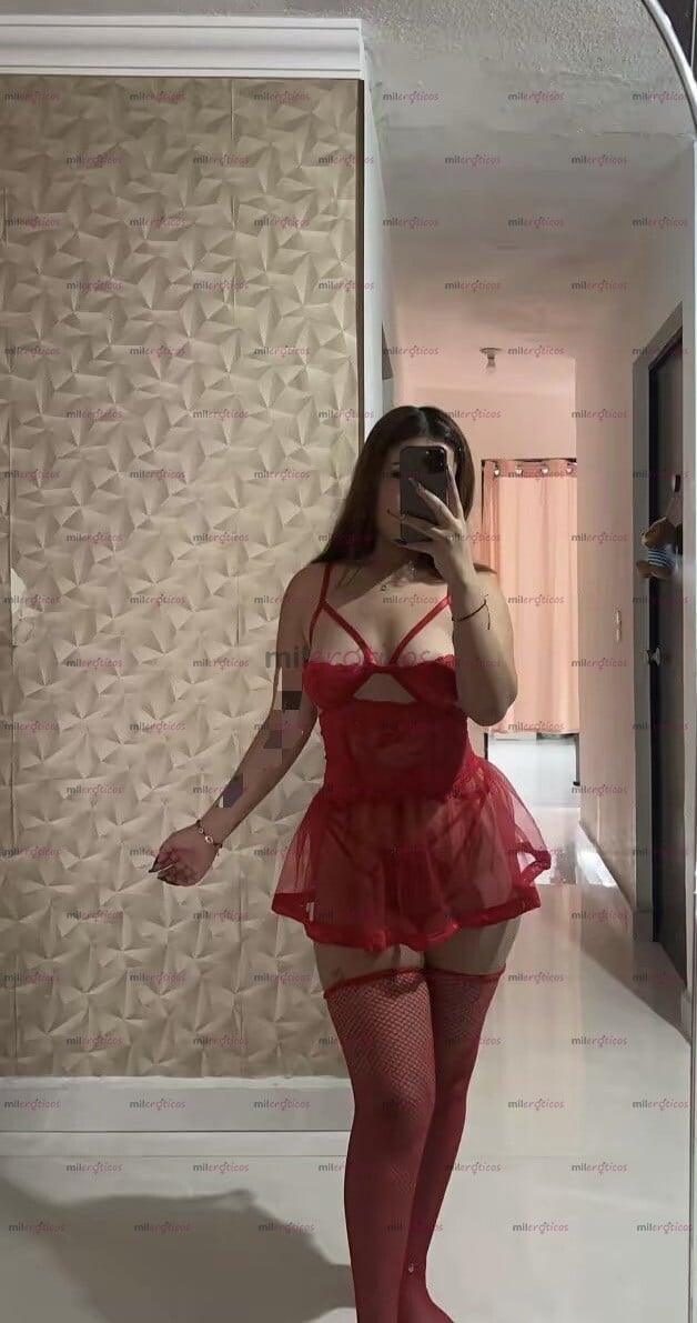 FOTOS DE CHICA JOVEN Y BONITA MUY COMPLACIENTE, LIMPIA Y SÚPER CALIENTE