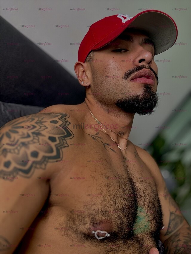 FOTOS DE CHAKAL VERST, CULON Y VERGON PELUDO TATUADO