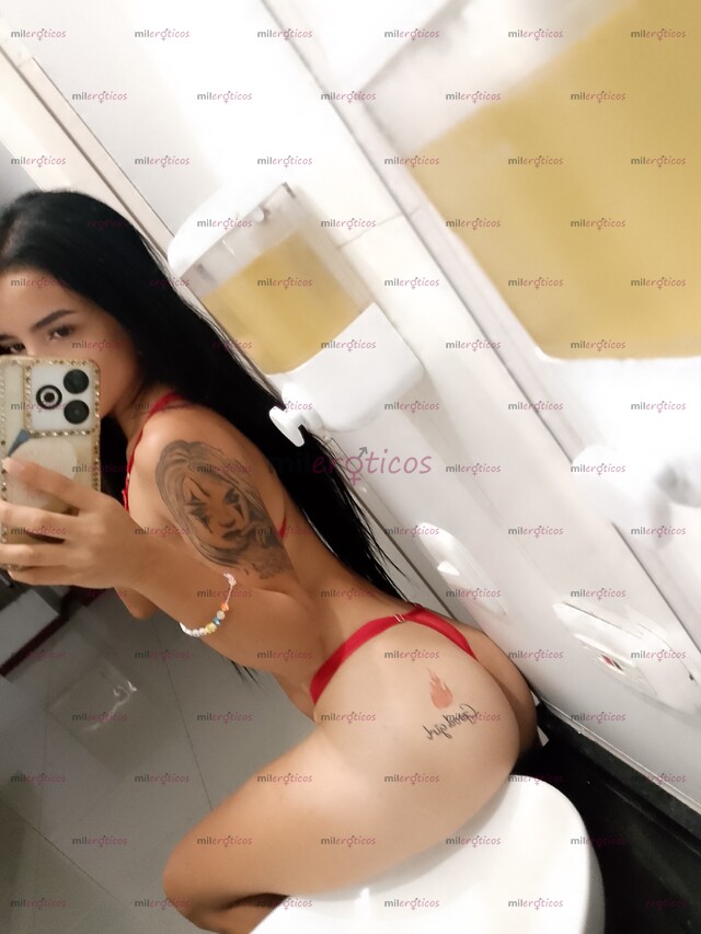 FOTOS DE FLAQUITA EXÓTICA PARA TI, CON TODA LA ACTITUD