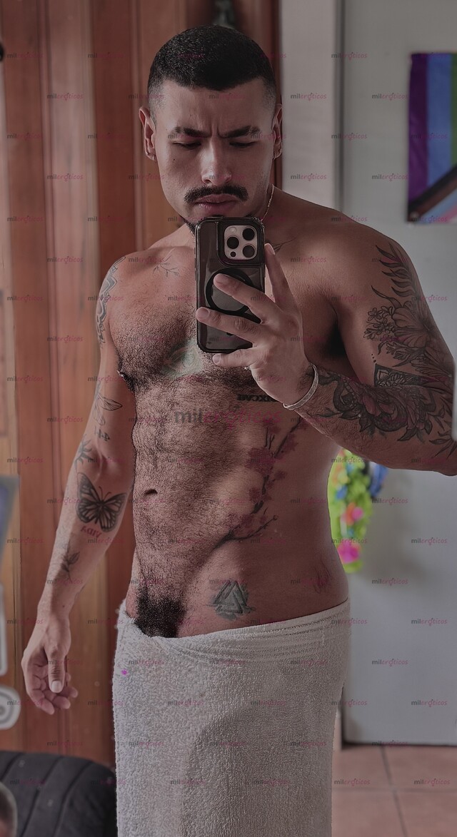 FOTOS DE CHAKAL VERST, CULON Y VERGON PELUDO TATUADO