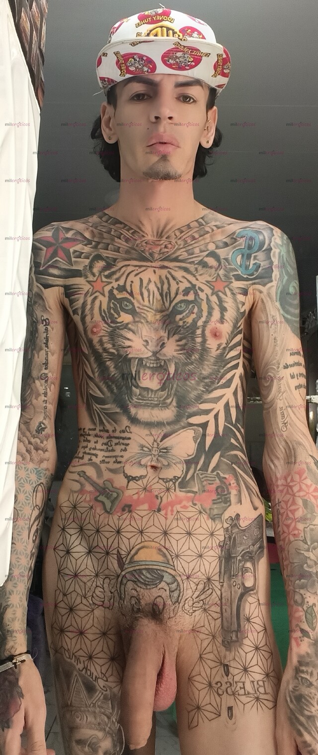 FOTOS DE FLACO ACTIVO BLANCO TATUADO MORBOSO CON SITIO