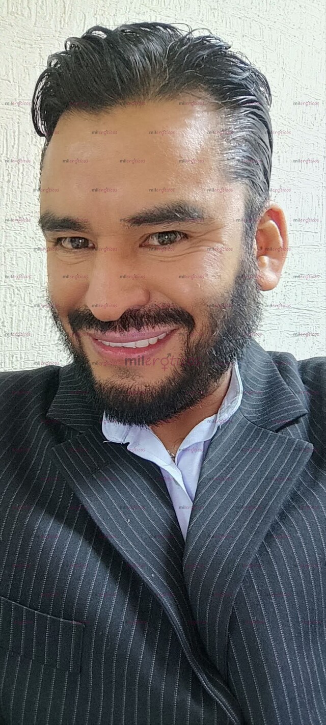 FOTOS DE ELEGANCIA, DISCRECIÓN Y EL ARTE DE SABER ESCUCHAR.