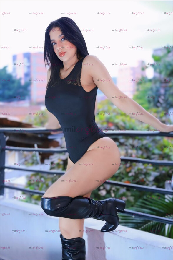 FOTOS DE SANTANDEREANA DIOSA DEL ORAL, DISPUESTA A COMPLACERTE