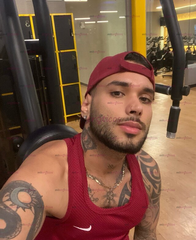 FOTOS DE PARCERO VISITANTE. ARRECHO, FULL MORBOSO Y COMPLACIENTE!! CHAPINERO