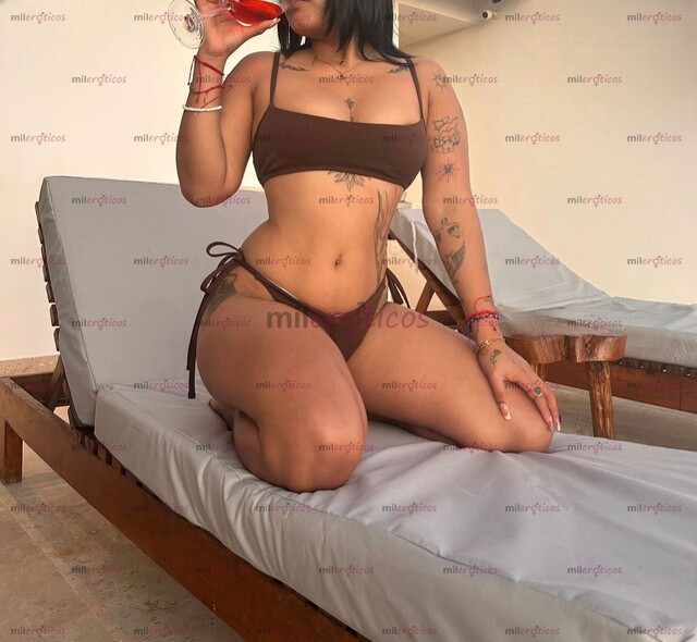 FOTOS DE FLAQUITA CON CINTURITA RICA, DAME MUY DURO Y RICO