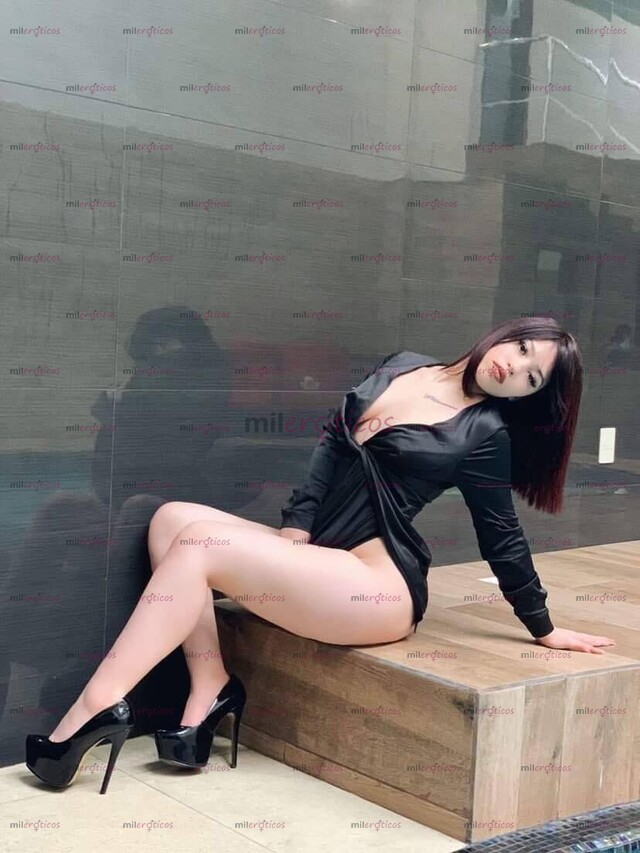 FOTOS DE NALGONA PETIT, PARA CABALLEROS SERIOS Y SOLVENTES MUY COMPLACIENTE BB