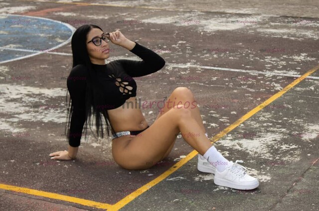 FOTOS DE SEXI VENEZOLANA CON UNA CINTURA DEMASIADO HERMOSA