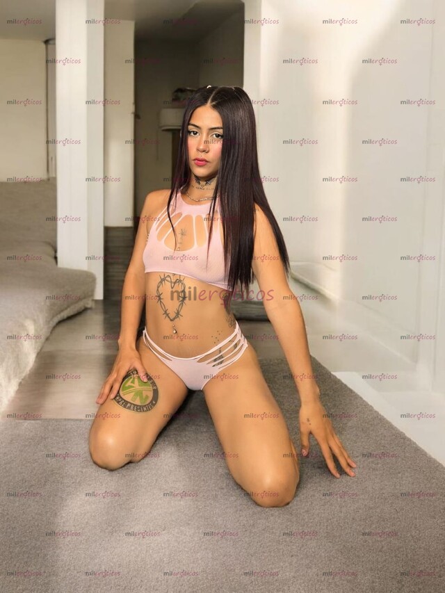 FOTOS DE DAYSI FLACA CON FANTASÍAS DE SEXO ARDIENTE