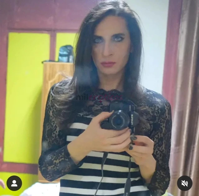 Realizo videollamadas masajes vendo contenido y otras cosas encuentros etc trio con activo hetero siempre condon oral a pelo siempre higiene salud y s...