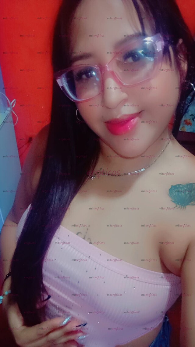 FOTOS DE HERMOSA MORENA MUY COMPLACIENTE ATRÉVETE A SALIR DE LA R TINA