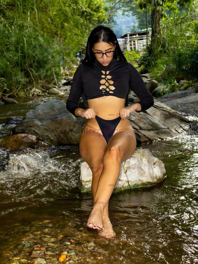 FOTOS DE DULCE Y ATREVIDA JOVENCITA BIEN CERRADITA Y MUY HERMOSA
