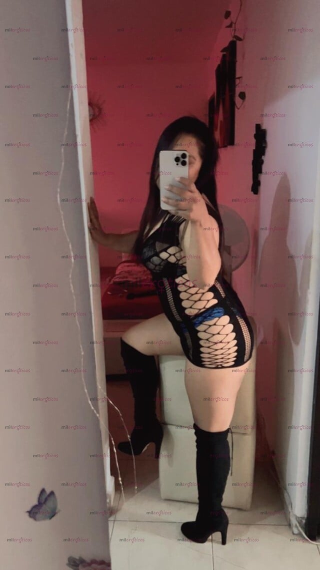 FOTOS DE MONSE...RICA Y HERMOSA JOVENCITA TORNEADITA CON UNA RICA COLITA APRETADITA BB