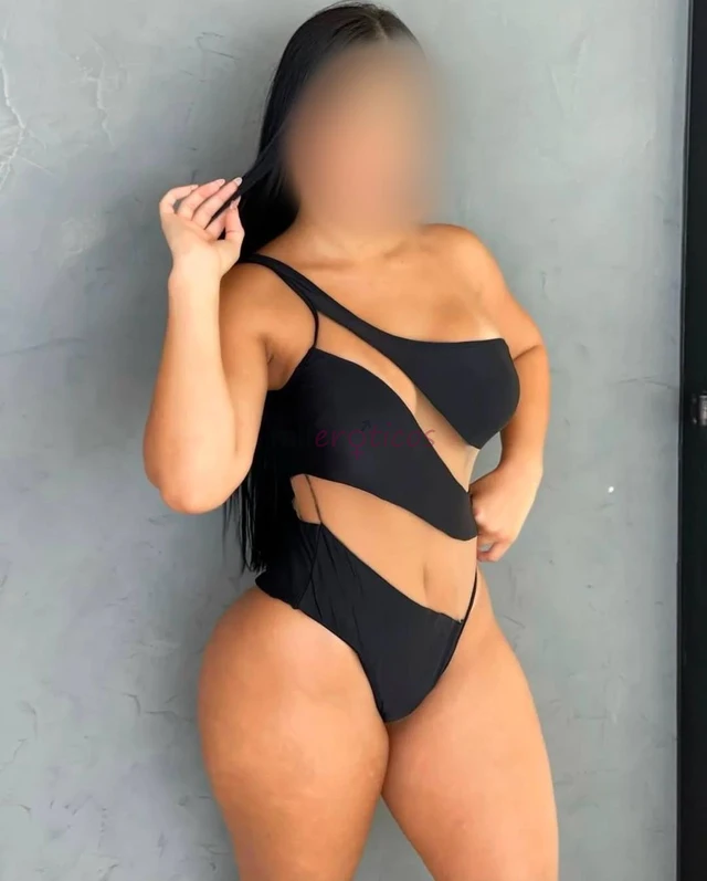 Soy angie una venezolana llena de sensualidad y caliente perversa bien cachonda solo debes llamar lo pasaremos exquisito no te vas arrepentir voy a do...