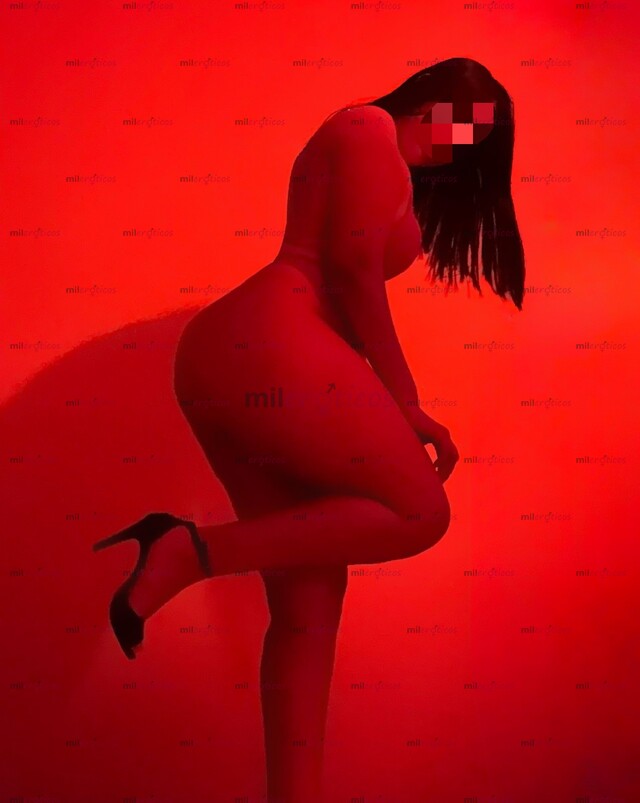 FOTOS DE CALIENTE CON GANAS DE VERGA TE GUSTARÁ MI LENGUA EN TUS HUEVOS