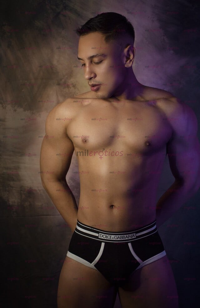 FOTOS DE EXPERIENCIA COLOMBIANA. GUAPO, INTENSO Y CALIENTE. CAMILO PREMIUM