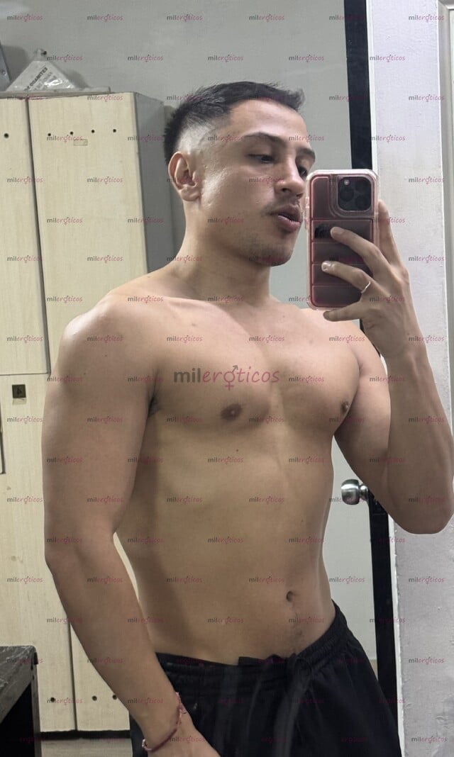 FOTOS DE EXPERIENCIA COLOMBIANA. GUAPO, INTENSO Y CALIENTE. CAMILO PREMIUM