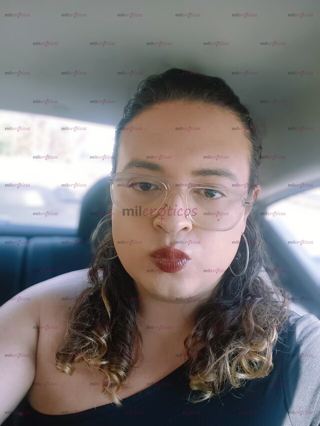 FOTOS DE CHICA TRANS DISPONIBLE, PASIVA, FRIENDLY Y CON BUENA BOQUITA