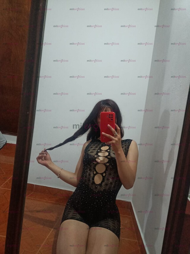 FOTOS DE SOY SOFÍA UNA FLACA BIEN DELICIOSA CON 20 AÑOS PARA BRINDAR EL MEJOR PLACER QUE