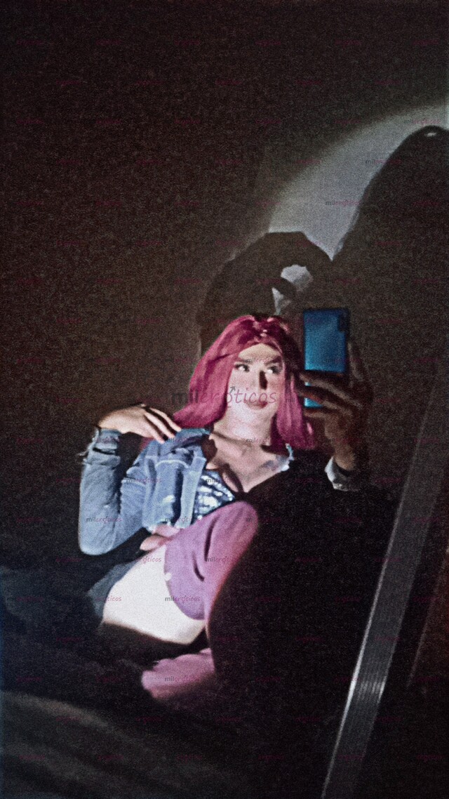 FOTOS DE MORENITA ALTA 25 AÑOS COMPLACIENTE PAPI