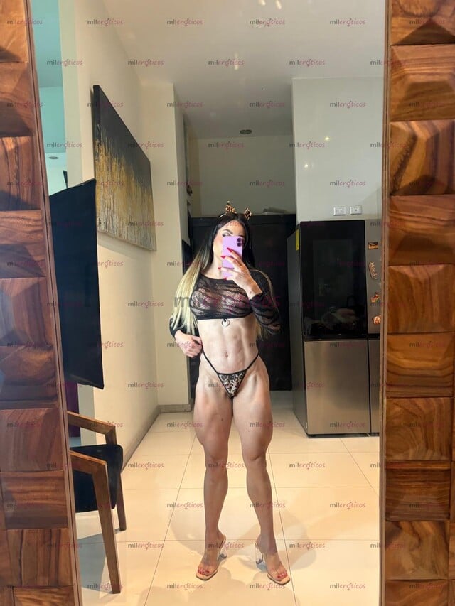 FOTOS DE FLAKITA FITNES BIENCALIENTE HAGO ANAL Y MEMUEVO MUY RICO