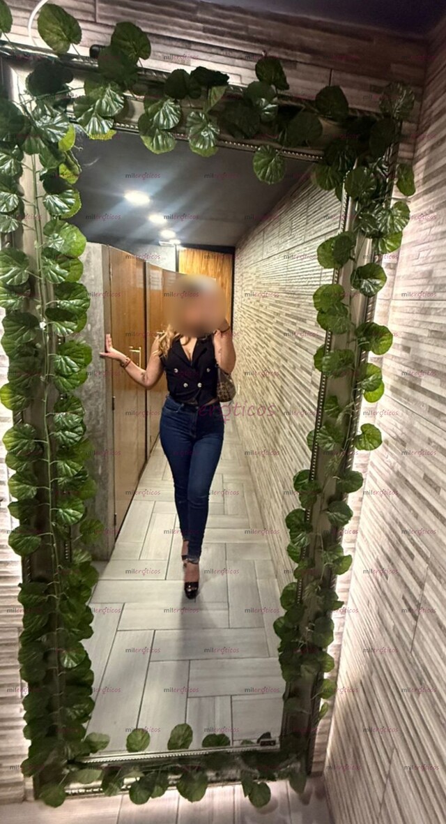 FOTOS DE HERMOSA RUBIA JOVEN Y CON CUERPO NATURAL LISTA PARA TI