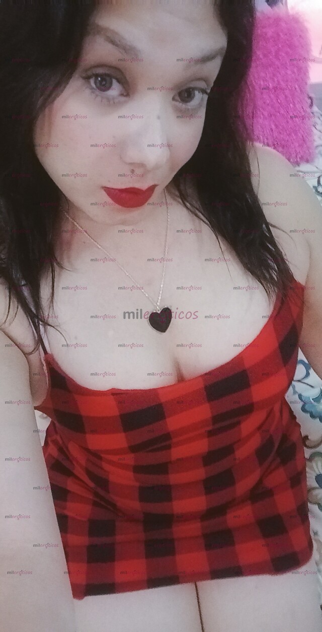 FOTOS DE SOY DAYANNA SÚPER COMPLACIENTE,EL MEJOR TRATO PARA SACARTE LA LECHE