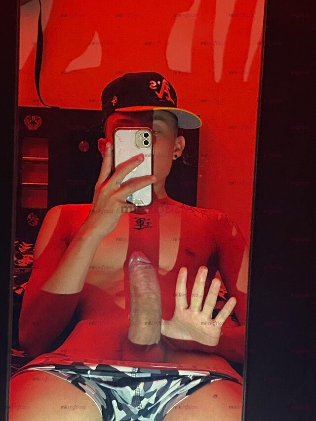 FOTOS DE MATHIAS POLLO VERGON FULL ERECCIÓN CALIENTE Y ATENTO, COMPLACIENTE Y MASCULINO