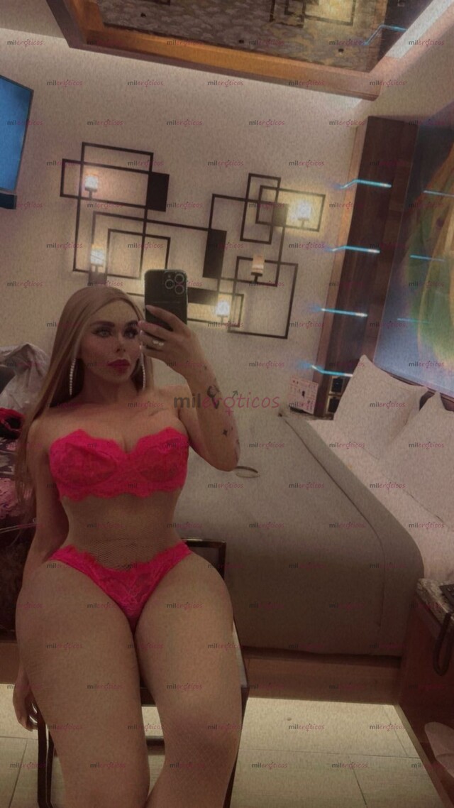 FOTOS DE HOLA SOY UNA CHICA TRANSEXUAL SÚPER TETONA CON UNA VERGA LLENA DE LECHE