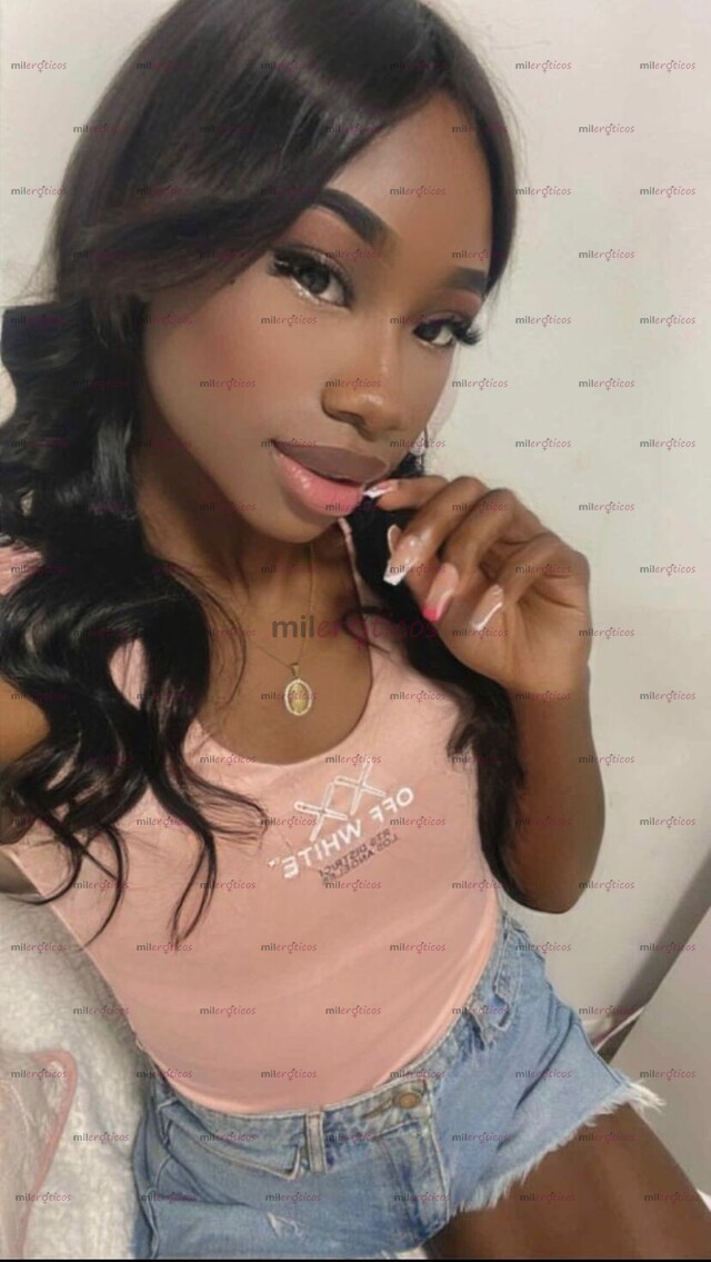 FOTOS DE DELICIOSA MORENA DISPONIBLE PARA COMPLACER TUS FANTASIAS