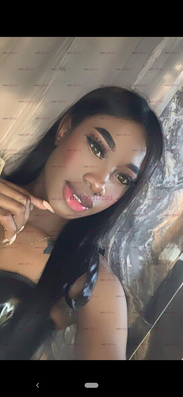 FOTOS DE DELICIOSA MORENA DISPONIBLE PARA COMPLACER TUS FANTASIAS