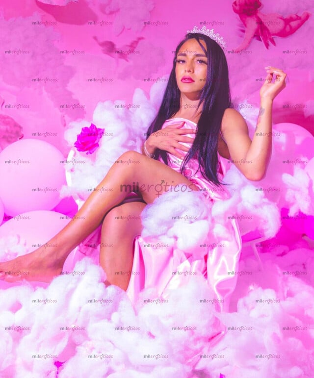 FOTOS DE NIKY LA BEBÉ TU MORENITA EXÓTICA LISTA PARA COMPLACERTE Y DARTE LECHITA