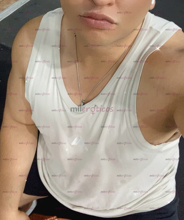 FOTOS DE DÉJATE CONSENTIR Y LLEVAR TU CUERPO AL PLACER Y USA MI CULITO A TU ANTOJO