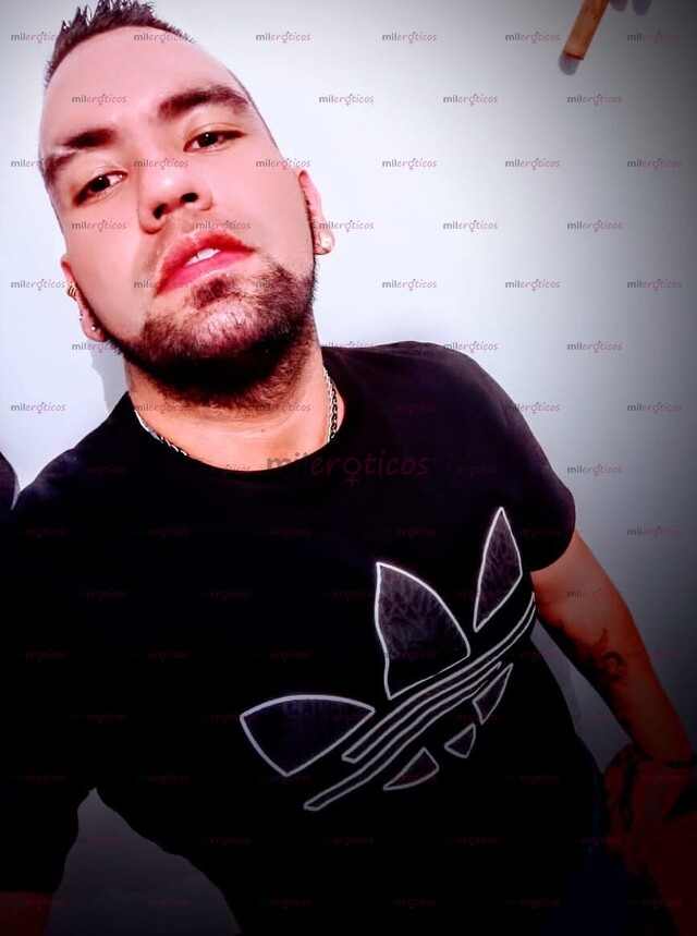 FOTOS DE HOLA SOY ANDREW JOVEN ACTIVO HETERO SUPER LECHERO EN TU CIUDAD DATE EL PLACER .