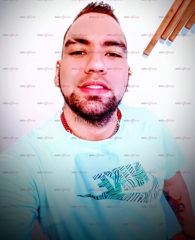 FOTOS DE HOLA SOY ANDREW JOVEN ACTIVO HETERO SUPER LECHERO EN TU CIUDAD DATE EL PLACER .