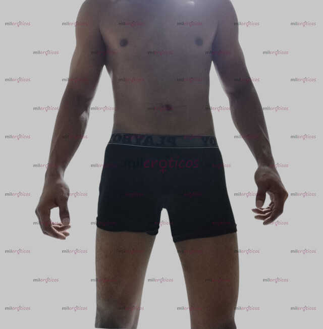 FOTOS DE ! HOLA TENGO 20 AÑOS ESTOY DISPONIBLE PARA ATENDER!