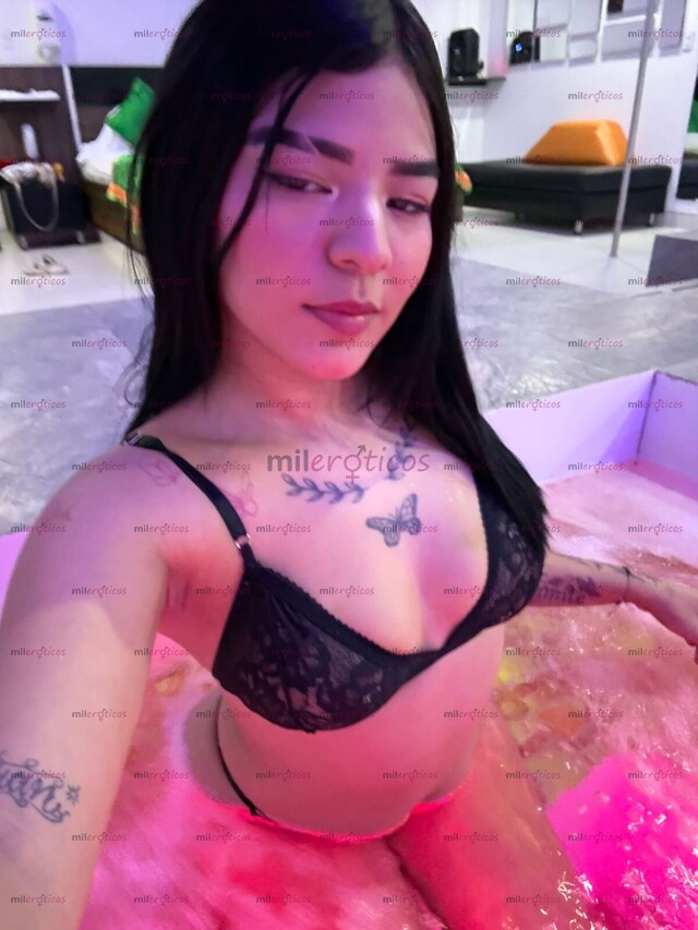 FOTOS DE HOLA AMOR SOY KIARA TU PERRITA EN LA CAMA, QUISIERA SACARTE TODA LA LECHITA