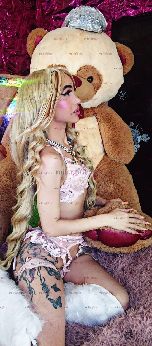 FOTOS DE EXUBERANTE Y SOFISTICADA BARBIE FERREIRA NO SOY UNA ILUSIÓN SOY REALIDAD BB