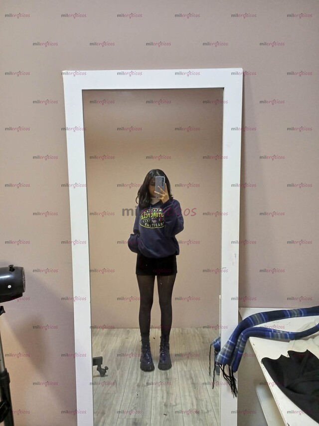 FOTOS DE HERMOSA UNIVERSITARIA JOVEN Y A DOMICILIO EN BOGOTÁ