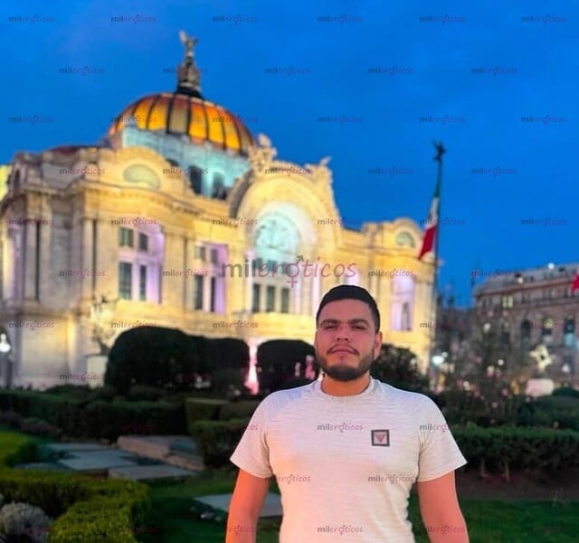 FOTOS DE ÚNICO DÍA EN EL PUERTO ACOMPAÑANTE UNIVERSITARIO SEXOSO.