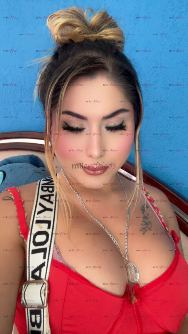 FOTOS DE ELEGANTE TRANS EXPERTA EN LA CAMA PARA COGER EL ROL QUE TÚ QUIERAS